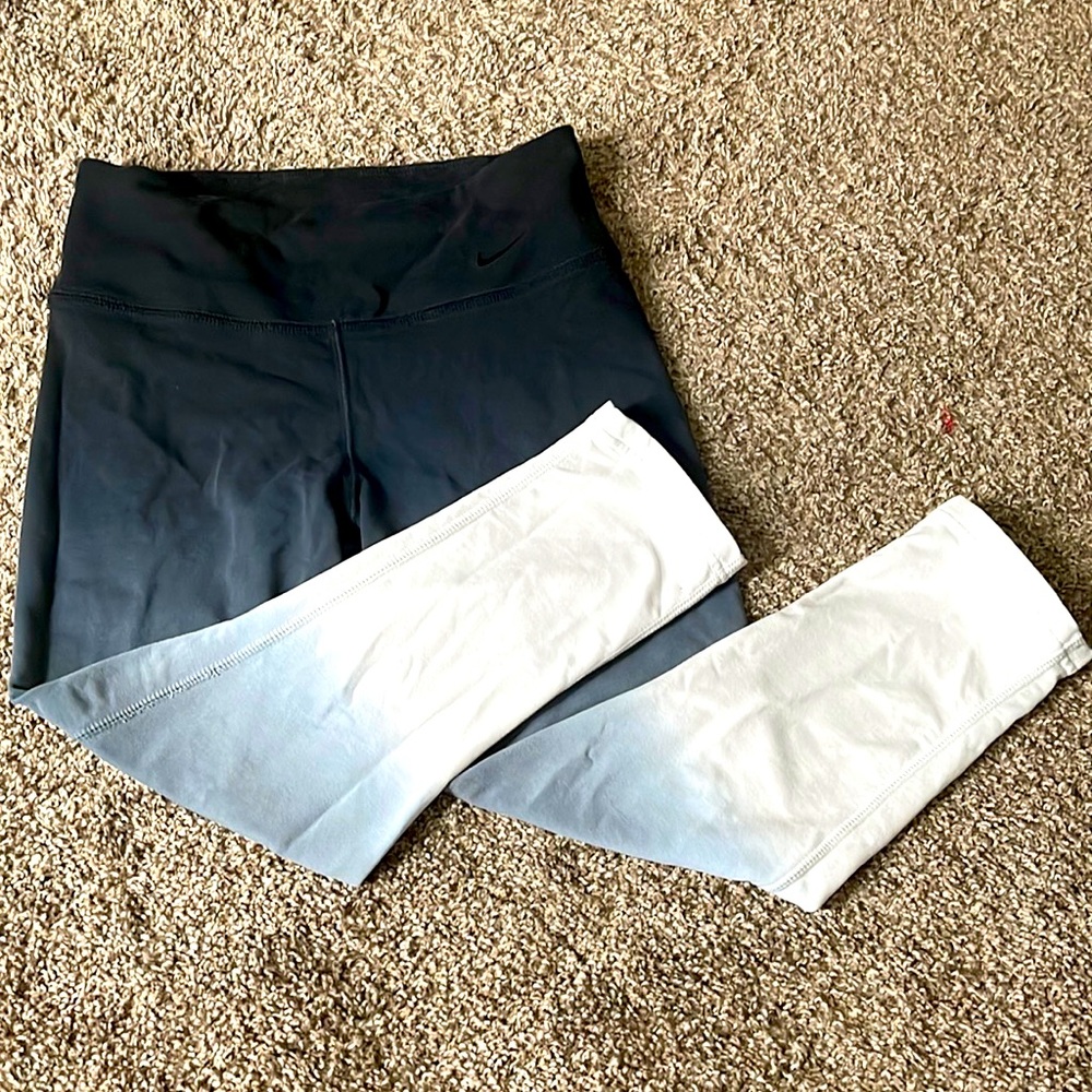 Nike ombré leggings. Soft and super cute! True to size fit